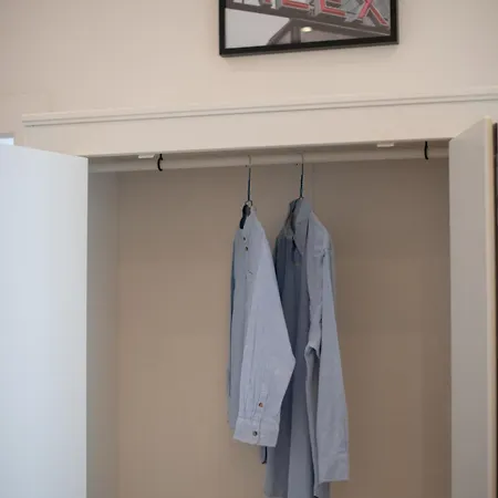 Apartman Kaiser 02 By Rockchair L Superhost Status L 3 Bedrooms Boxspringbeds 2 Bathrooms L Cozy Family & Business Flair 155 Sqm 3 Balcony 2nd Floor Elevator Up To 10 Guests Welcomes You!