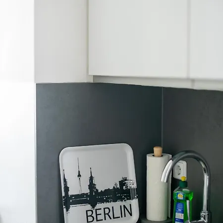 Apartman Kaiser 02 By Rockchair L Superhost Status L 3 Bedrooms Boxspringbeds 2 Bathrooms L Cozy Family & Business Flair 155 Sqm 3 Balcony 2nd Floor Elevator Up To 10 Guests Welcomes You! *