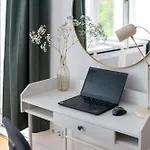Appartement Kaiser 02 By Rockchair L Superhost Status L 3 Bedrooms Boxspringbeds 2 Bathrooms L Cozy Family & Business Flair 155 Sqm 3 Balcony 2nd Floor Elevator Up To 10 Guests Welcomes You! Berlin
